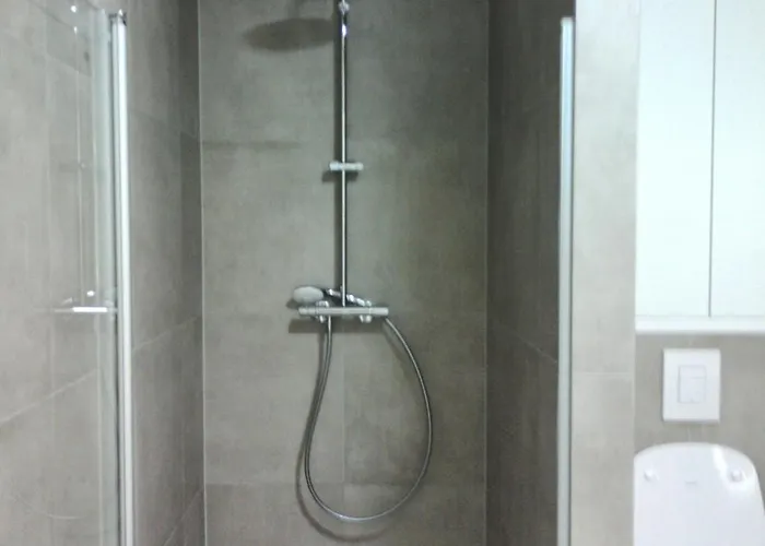 Nocleg ze śniadaniem Stylish Bedroom At Gare Luksemburg