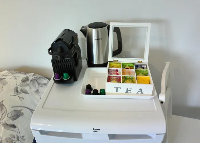 Stylish Bedroom At Gare Panzió